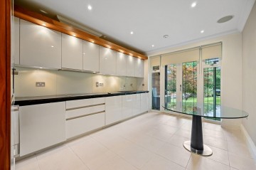 image of Flat 3 Broomfield Court, 2 Beaumont Close