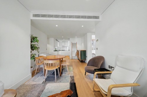Arrange a viewing for Kingsway, London